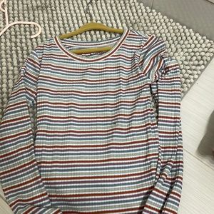 Aeropostale long sleeve top